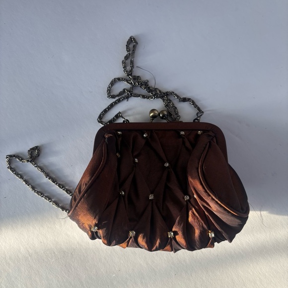 Small Brown Rhinestone Quilted Kiss lock Clutch - Picture 4 of 9